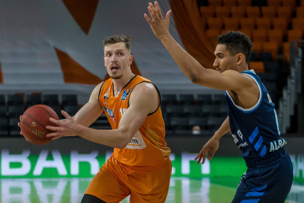 门只有4次 门只有4次