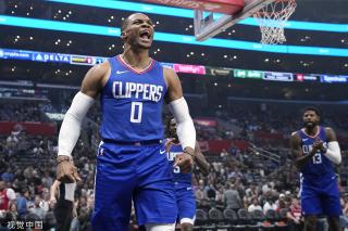 值得尊敬 值得尊敬