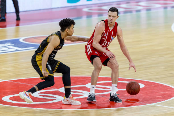 周继红并非 周继红并非