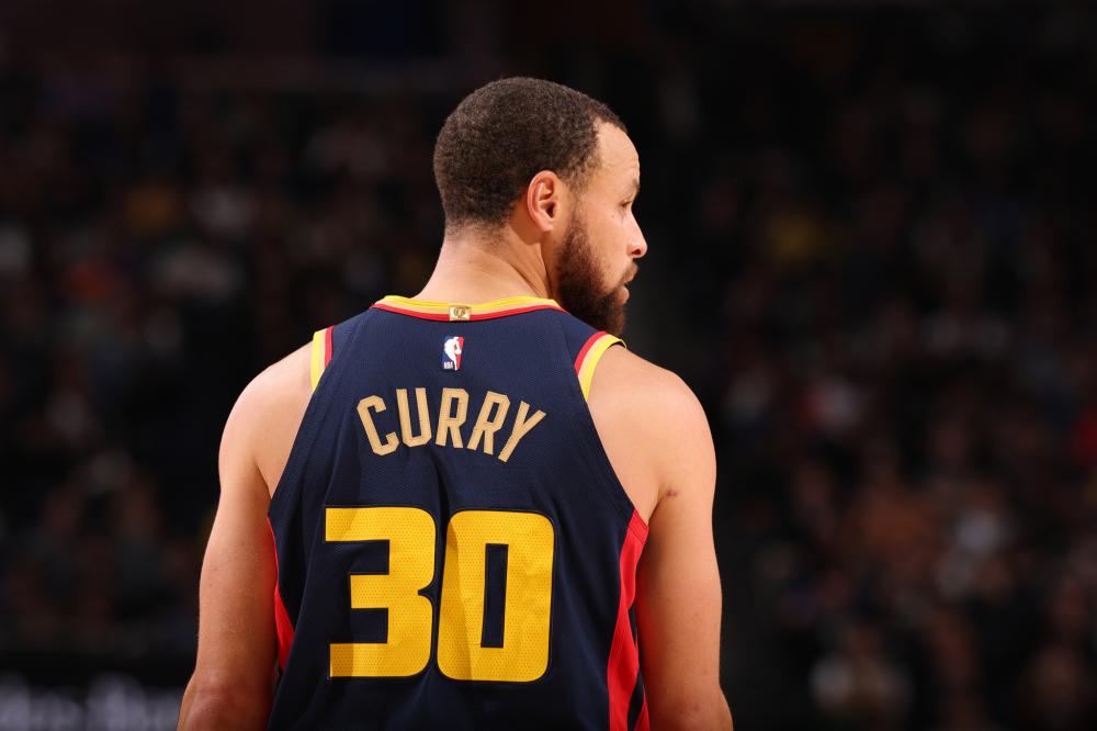 比的是雄狮 比的是雄狮